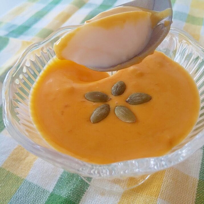 メープルミルクプリンのかぼちゃマスカルポーネソース
